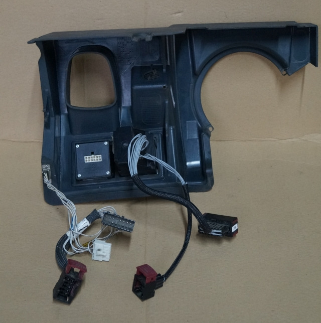 Jungheinrich 51037795 | Dashboard including ISM and battery/hour indicator 51201 - Dashboard for Material handling equipment: picture 2 Jungheinrich 51037795 | Dashboard including ISM and battery/hour indicator 51201 - Dashboard for Material handling equipment: picture 2
