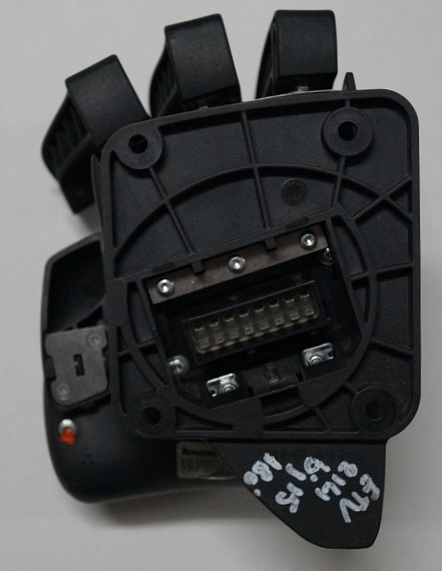 Jungheinrich 51235616 | Contro levers with side shift function Index O sn. P7825 - Electrical system for Material handling equipment: picture 3 Jungheinrich 51235616 | Contro levers with side shift function Index O sn. P7825 - Electrical system for Material handling equipment: picture 3