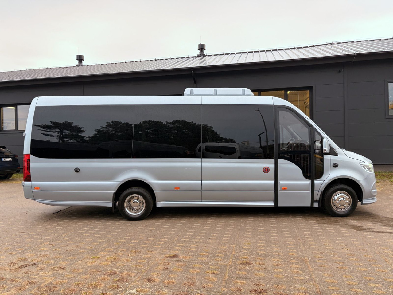 Mercedes-Benz Sprinter 519 TOURIST XL / 21-24 Seats / NEW!!! - Minibus, Passenger van: picture 5 Mercedes-Benz Sprinter 519 TOURIST XL / 21-24 Seats / NEW!!! - Minibus, Passenger van: picture 5