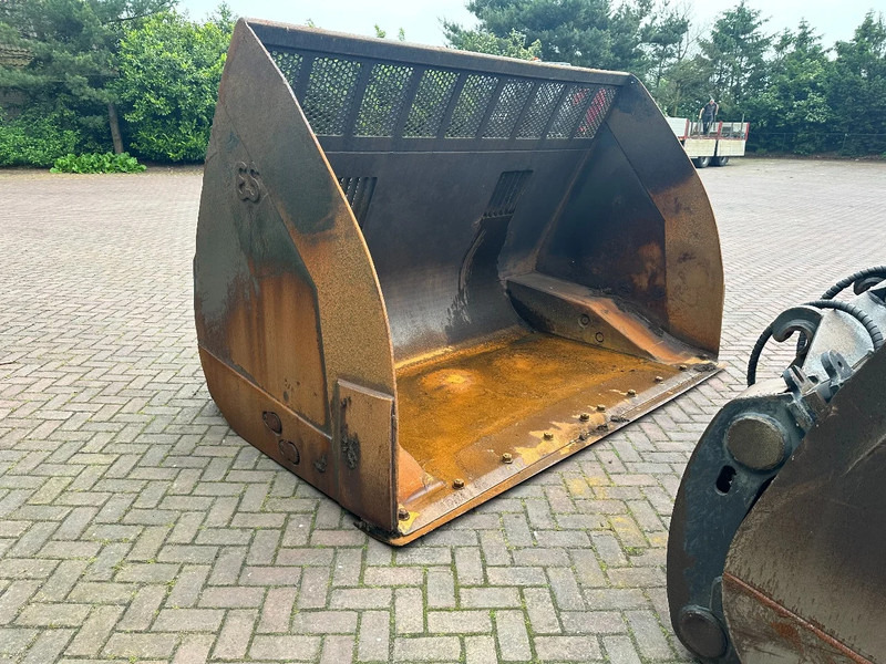 Eurosteel High Tip bucket 5m3 - Bucket for Construction machinery: picture 2 Eurosteel High Tip bucket 5m3 - Bucket for Construction machinery: picture 2