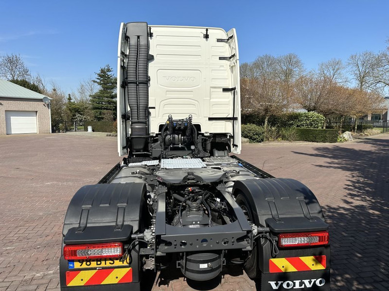 Volvo Volvo FH 500 4x2 ACC I-PARK COOL NEW MODEL FH 500 4x2 - Tractor unit: picture 4 Volvo Volvo FH 500 4x2 ACC I-PARK COOL NEW MODEL FH 500 4x2 - Tractor unit: picture 4