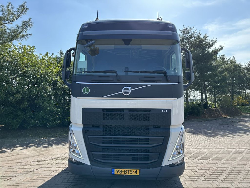 Volvo Volvo FH 500 4x2 ACC I-PARK COOL NEW MODEL FH 500 4x2 - Tractor unit: picture 2 Volvo Volvo FH 500 4x2 ACC I-PARK COOL NEW MODEL FH 500 4x2 - Tractor unit: picture 2