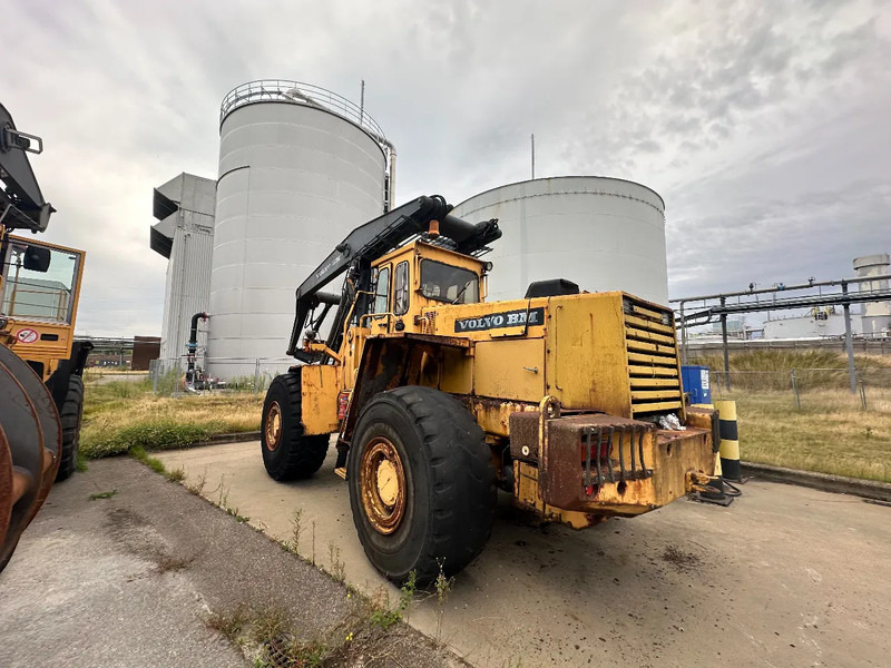 Timber transport Volvo L160 High Lift: picture 11