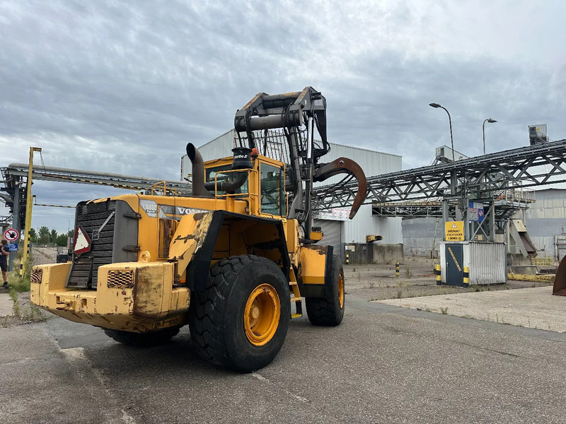 Volvo L180 C High Lift - Timber transport: picture 2 Volvo L180 C High Lift - Timber transport: picture 2