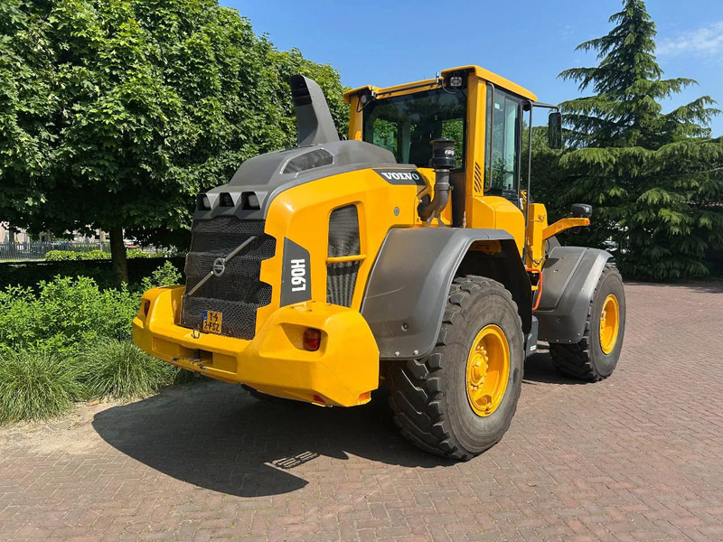 Volvo L90 H - Wheel loader: picture 4 Volvo L90 H - Wheel loader: picture 4