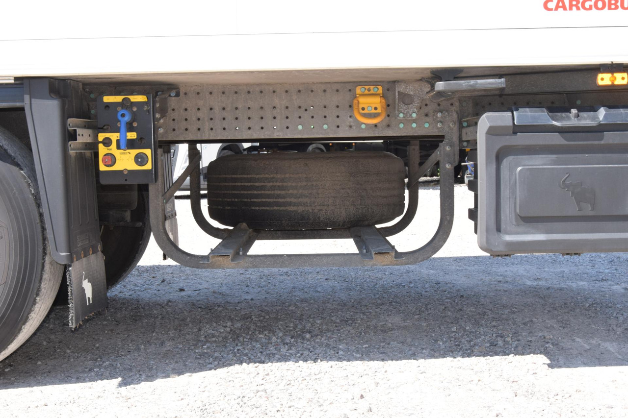 Refrigerator semi-trailer Schmitz Cargobull SKO FP 45 Carrier Vector 1550: picture 10