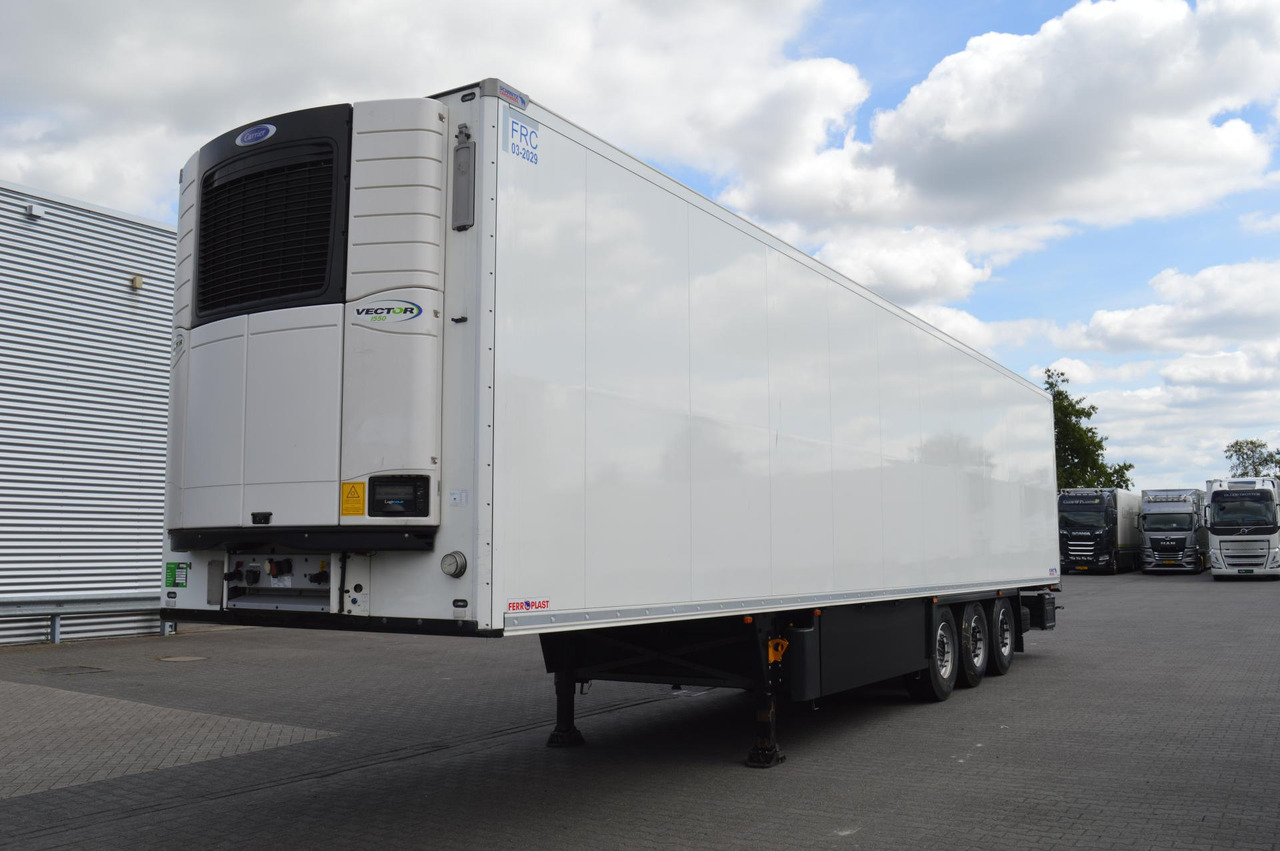 Schmitz Cargobull SKO FP 45 Carrier Vector 1550 - Refrigerator semi-trailer: picture 1 Schmitz Cargobull SKO FP 45 Carrier Vector 1550 - Refrigerator semi-trailer: picture 1