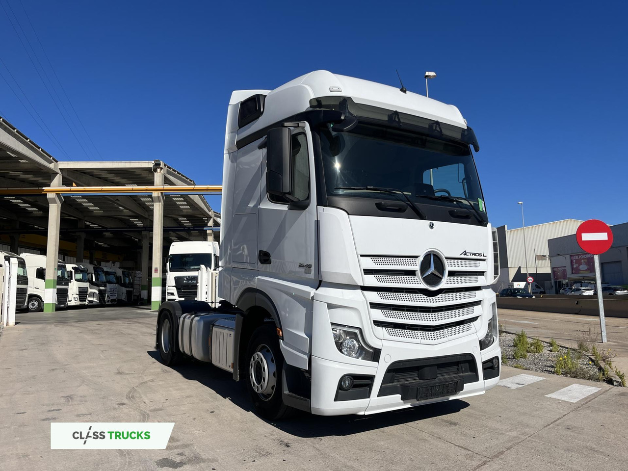Mercedes-Benz Actros 5 1845 BigSpace LED lights - Tractor unit: picture 3 Mercedes-Benz Actros 5 1845 BigSpace LED lights - Tractor unit: picture 3