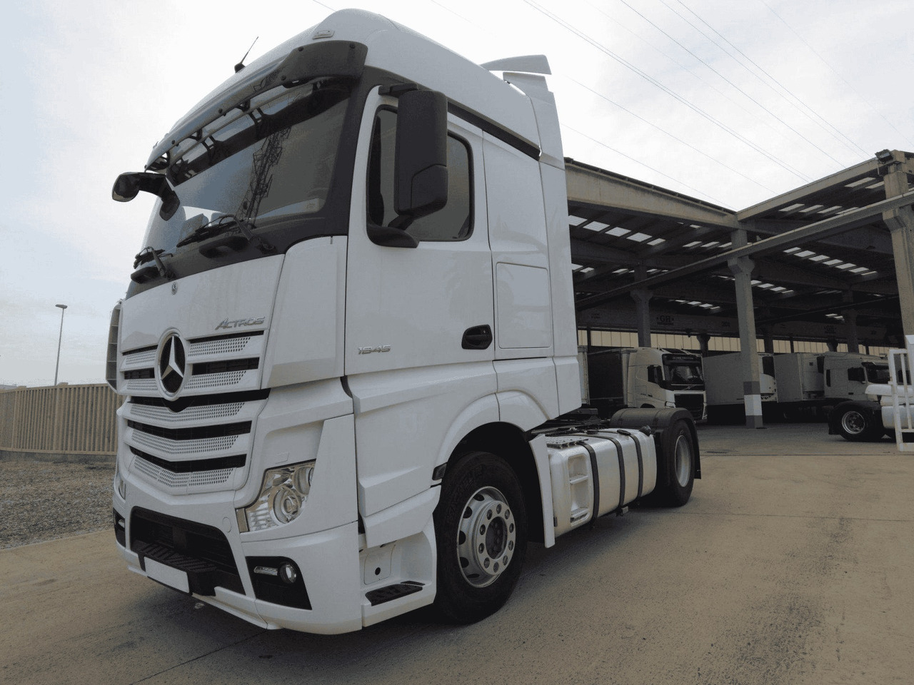 Mercedes-Benz Actros 5 1845 BigSpace - Tractor unit: picture 1 Mercedes-Benz Actros 5 1845 BigSpace - Tractor unit: picture 1