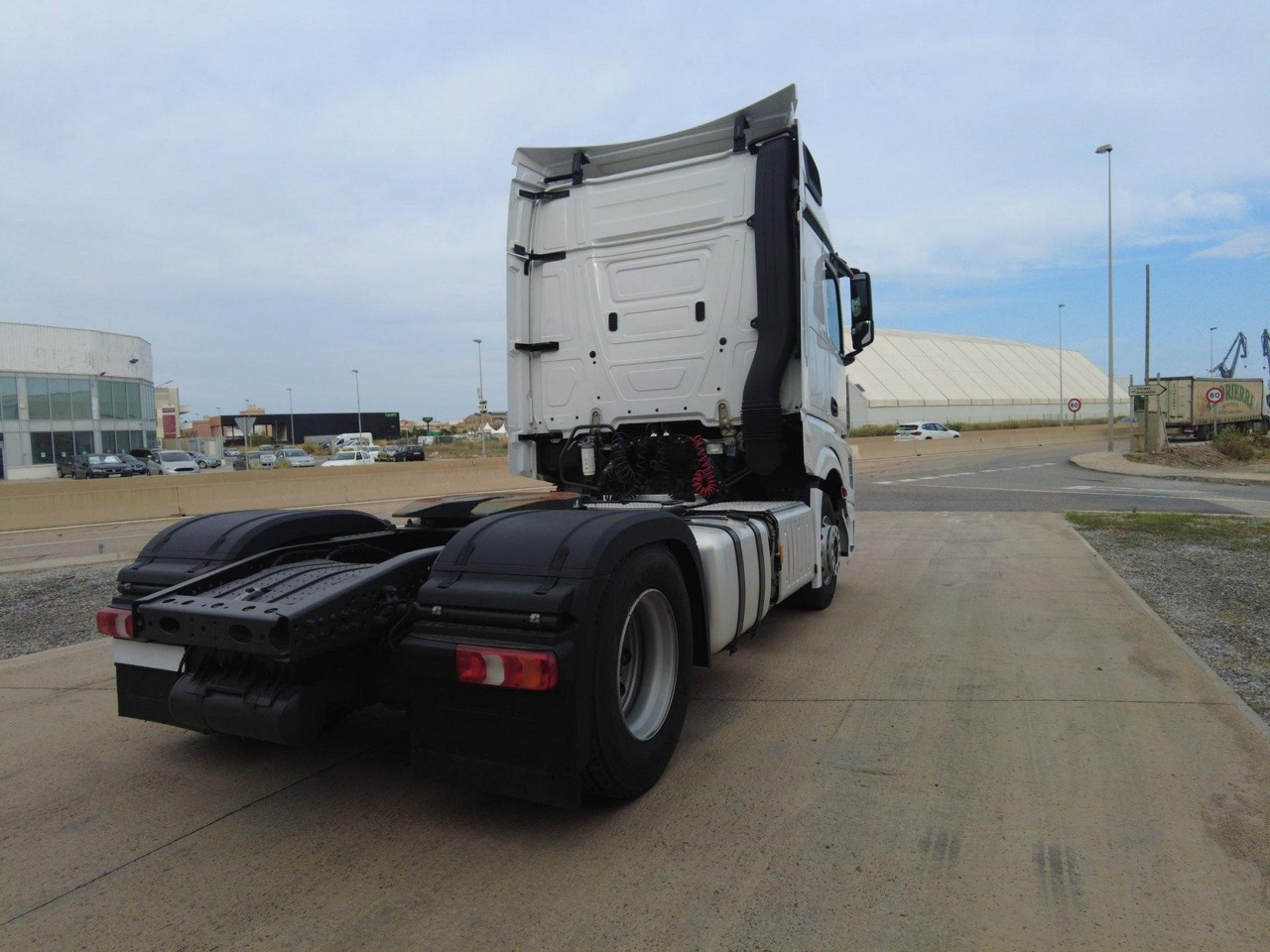 Mercedes-Benz Actros 5 1845 BigSpace - Tractor unit: picture 4 Mercedes-Benz Actros 5 1845 BigSpace - Tractor unit: picture 4