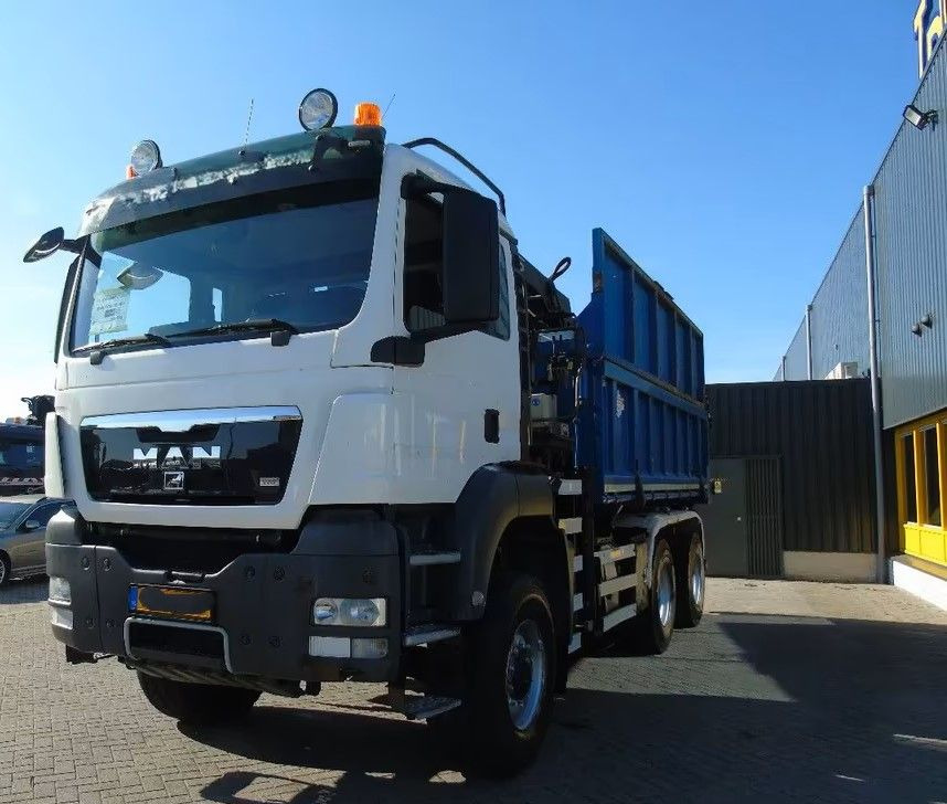 Tipper, Crane truck MAN TGS 26.400 6x6 – Wywrotka 3-stronna Meiller + Żuraw HIAB 166 E3 HIPRO – 429.222 km – Euro 4: picture 26 Tipper, Crane truck MAN TGS 26.400 6x6 – Wywrotka 3-stronna Meiller + Żuraw HIAB 166 E3 HIPRO – 429.222 km – Euro 4: picture 26