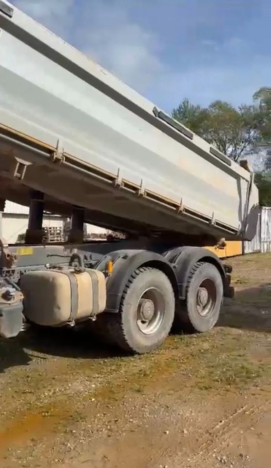 Mercedes-Benz AROCS 4143 8x4 | BORTMATIC - wywrotka trójstronna | Retarder |Zawieszenie na resorach | - Tipper: picture 4 Mercedes-Benz AROCS 4143 8x4 | BORTMATIC - wywrotka trójstronna | Retarder |Zawieszenie na resorach | - Tipper: picture 4