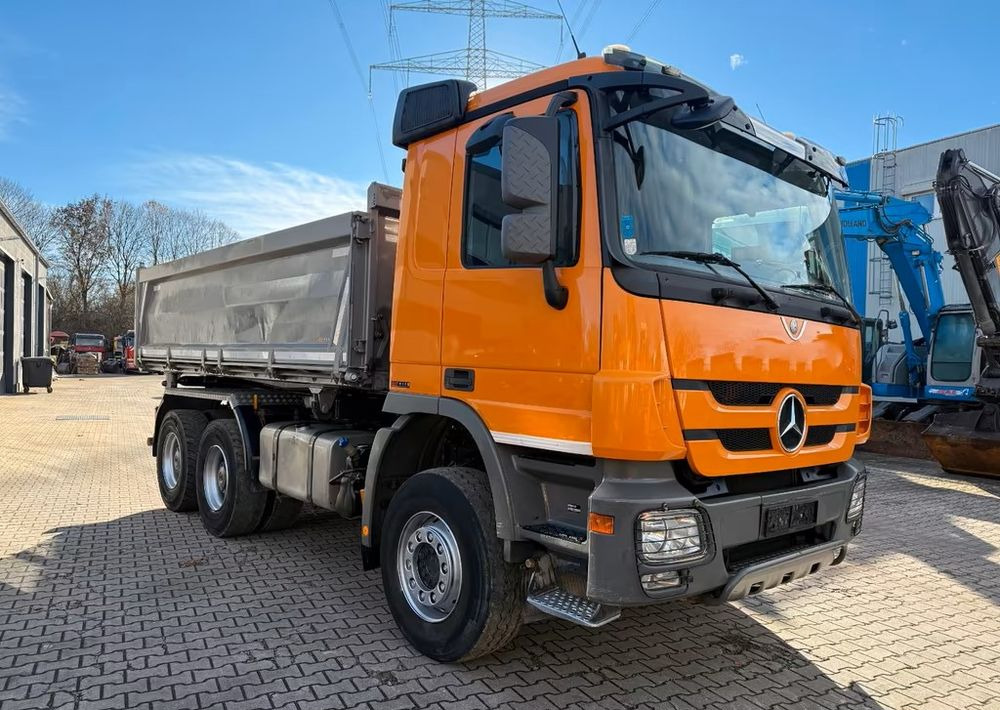 Mercedes-Benz Actros 2646 MP3 6x4 | Trójstronna wywrotka | Retarder | Bordmatic - Tipper: picture 2 Mercedes-Benz Actros 2646 MP3 6x4 | Trójstronna wywrotka | Retarder | Bordmatic - Tipper: picture 2