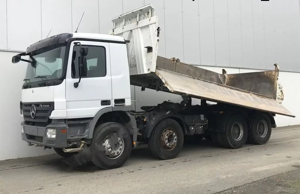 Mercedes-Benz Actros 4141 K 8x4 • 3-stronny wywrot • Bordmatik • Tempomat •Euro4 - Tipper: picture 4 Mercedes-Benz Actros 4141 K 8x4 • 3-stronny wywrot • Bordmatik • Tempomat •Euro4 - Tipper: picture 4