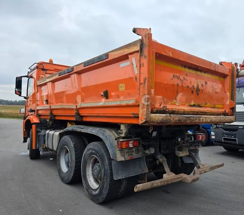 Mercedes-Benz Arocs 2645 6x4 – Wywrotka Meiller 3- stronny/ Manual / Retarder / BORDMATIK / Blatt/Blatt - Tipper: picture 2 Mercedes-Benz Arocs 2645 6x4 – Wywrotka Meiller 3- stronny/ Manual / Retarder / BORDMATIK / Blatt/Blatt - Tipper: picture 2