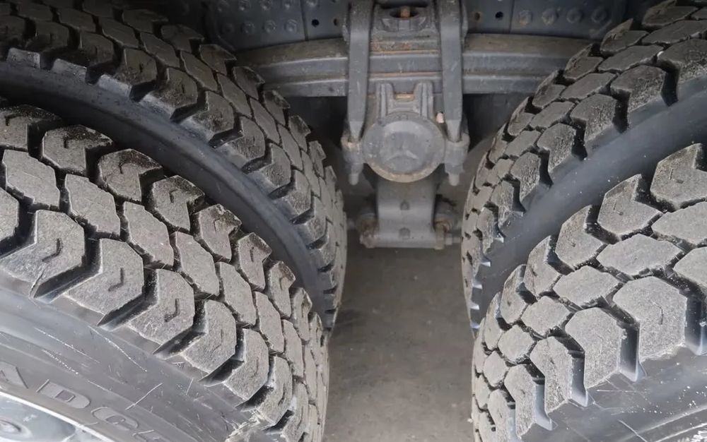 Mercedes-Benz Arocs 3251 / 8x4 / Wywrotka Meiller 3- stronna /  Euro 6d / Przebieg: 215 600 km - Tipper: picture 3 Mercedes-Benz Arocs 3251 / 8x4 / Wywrotka Meiller 3- stronna /  Euro 6d / Przebieg: 215 600 km - Tipper: picture 3