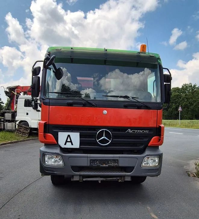 Mercedes-Benz Mercedes-Benz ACTROS 4141 Wywrotka 8x4 | Euro 5 | 408 KM | 337 798 km | 2010 - Tipper: picture 5 Mercedes-Benz Mercedes-Benz ACTROS 4141 Wywrotka 8x4 | Euro 5 | 408 KM | 337 798 km | 2010 - Tipper: picture 5