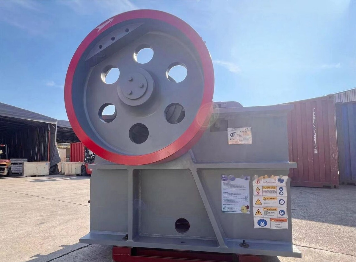 Kinglink 16"x24" PE-400x600 Concasseur à mâchoires | Broyeur à mâchoires - Jaw crusher: picture 1 Kinglink 16"x24" PE-400x600 Concasseur à mâchoires | Broyeur à mâchoires - Jaw crusher: picture 1