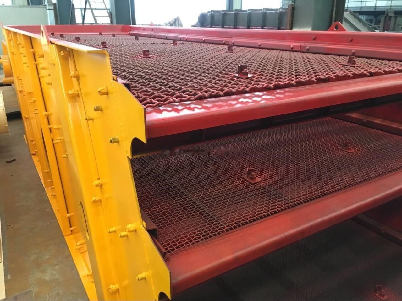 Kinglink 3YK2160 Aggregates and Stone Vibrating Screen | 300TPH - Screener: picture 5 Kinglink 3YK2160 Aggregates and Stone Vibrating Screen | 300TPH - Screener: picture 5