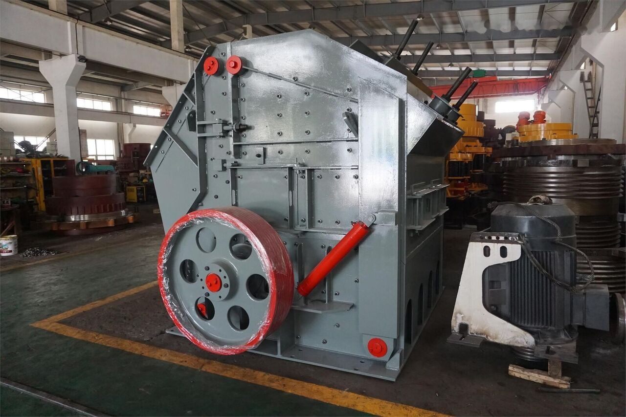 Kinglink CEC 133 X 152 Horizontal Impact Crusher for Cement Plant - Crusher: picture 2 Kinglink CEC 133 X 152 Horizontal Impact Crusher for Cement Plant - Crusher: picture 2