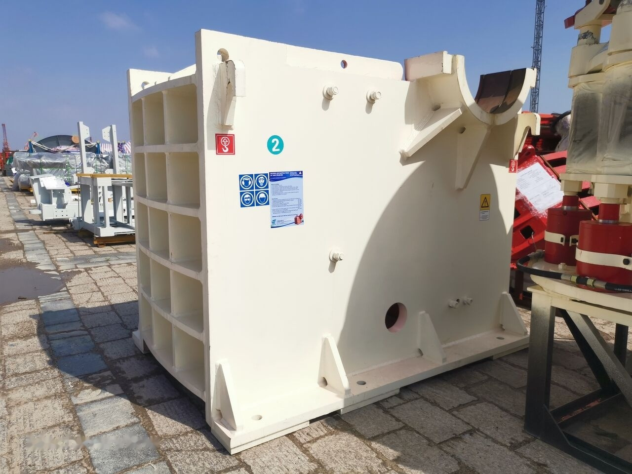 Kinglink PE3042 Granite Jaw Crusher for Nigeria Quarry - Jaw crusher: picture 1 Kinglink PE3042 Granite Jaw Crusher for Nigeria Quarry - Jaw crusher: picture 1