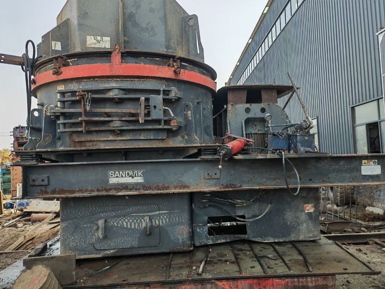 Sandvik CV117 VSI Crusher - Impact crusher: picture 1 Sandvik CV117 VSI Crusher - Impact crusher: picture 1