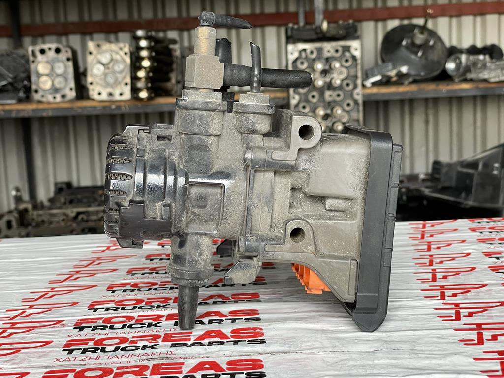 KNORR-BREMSE ABS ADJUSTMENT VALVE FOR MAN - 81.52106-6067 - Brake valve for Truck: picture 2 KNORR-BREMSE ABS ADJUSTMENT VALVE FOR MAN - 81.52106-6067 - Brake valve for Truck: picture 2