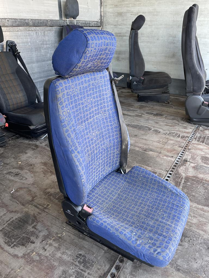 MAN AIR DRIVER SEAT - Seat for Truck: picture 2 MAN AIR DRIVER SEAT - Seat for Truck: picture 2