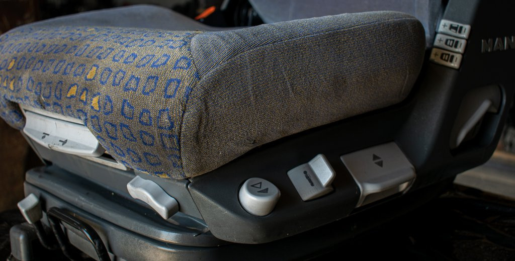 MAN TGA AIR SEAT - DRIVER - Seat for Truck: picture 3 MAN TGA AIR SEAT - DRIVER - Seat for Truck: picture 3