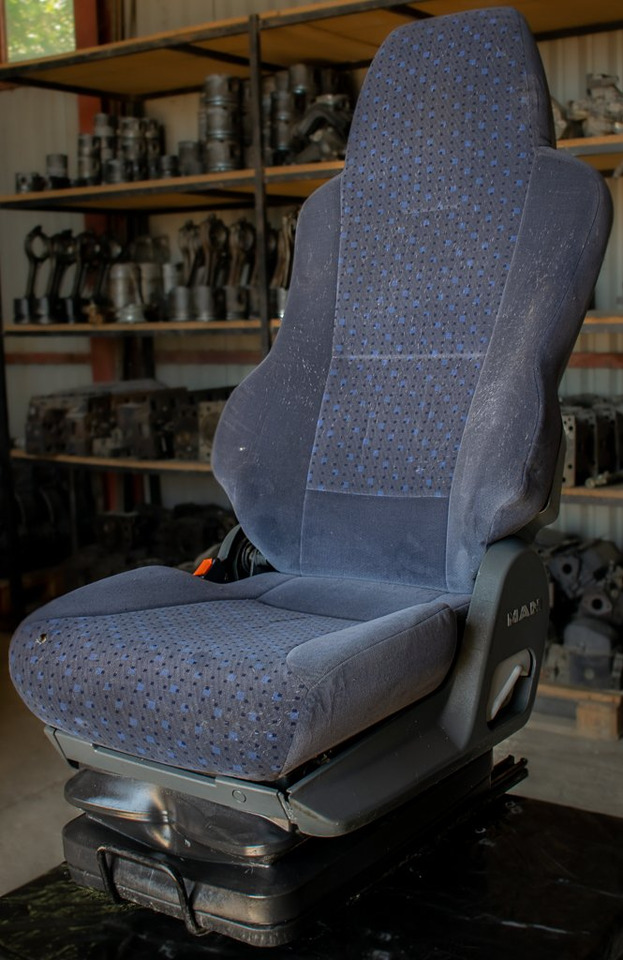 MAN TGA - MIDDLE - Seat for Truck: picture 2 MAN TGA - MIDDLE - Seat for Truck: picture 2