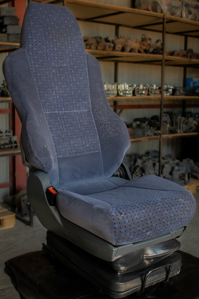 MAN TGA - MIDDLE - Seat for Truck: picture 3 MAN TGA - MIDDLE - Seat for Truck: picture 3