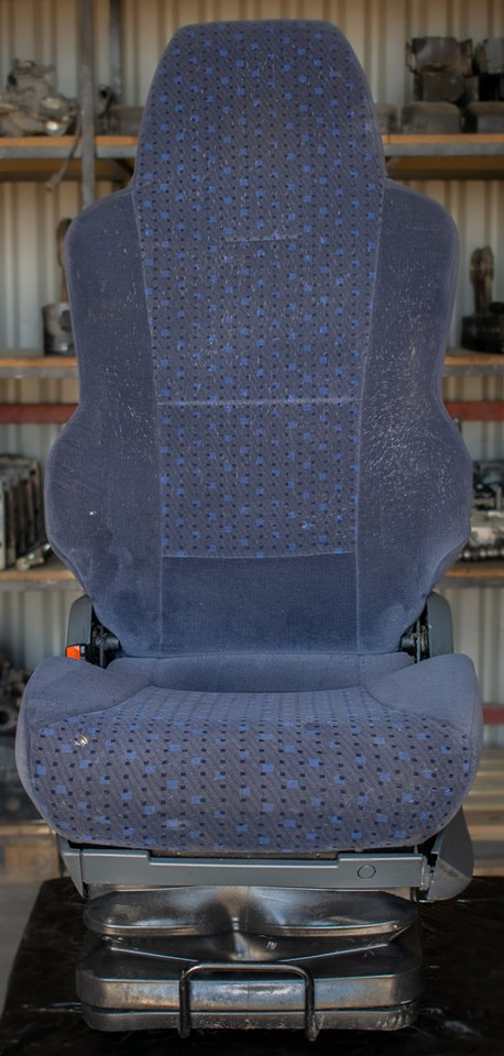 MAN TGA - MIDDLE - Seat for Truck: picture 1 MAN TGA - MIDDLE - Seat for Truck: picture 1