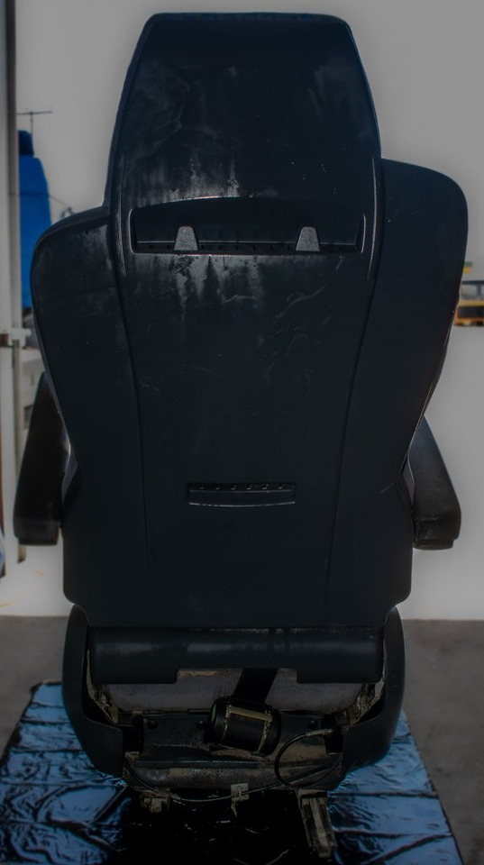 MAN TGA- PASSENGER - Seat for Truck: picture 5 MAN TGA- PASSENGER - Seat for Truck: picture 5