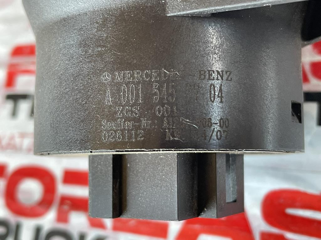 MERCEDES-BENZ LIGHT SWITCH - 001 545 2704 - Electrical system for Truck: picture 3 MERCEDES-BENZ LIGHT SWITCH - 001 545 2704 - Electrical system for Truck: picture 3