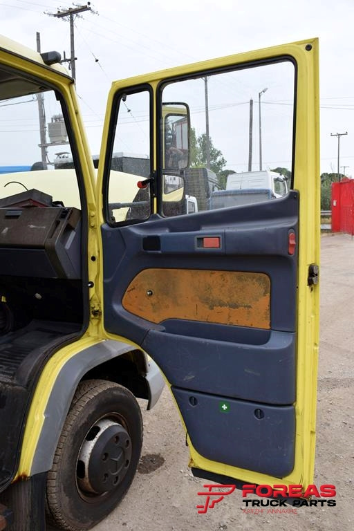 Cab chassis truck MERCEDES-BENZ VARIO 614: picture 21 Cab chassis truck MERCEDES-BENZ VARIO 614: picture 21