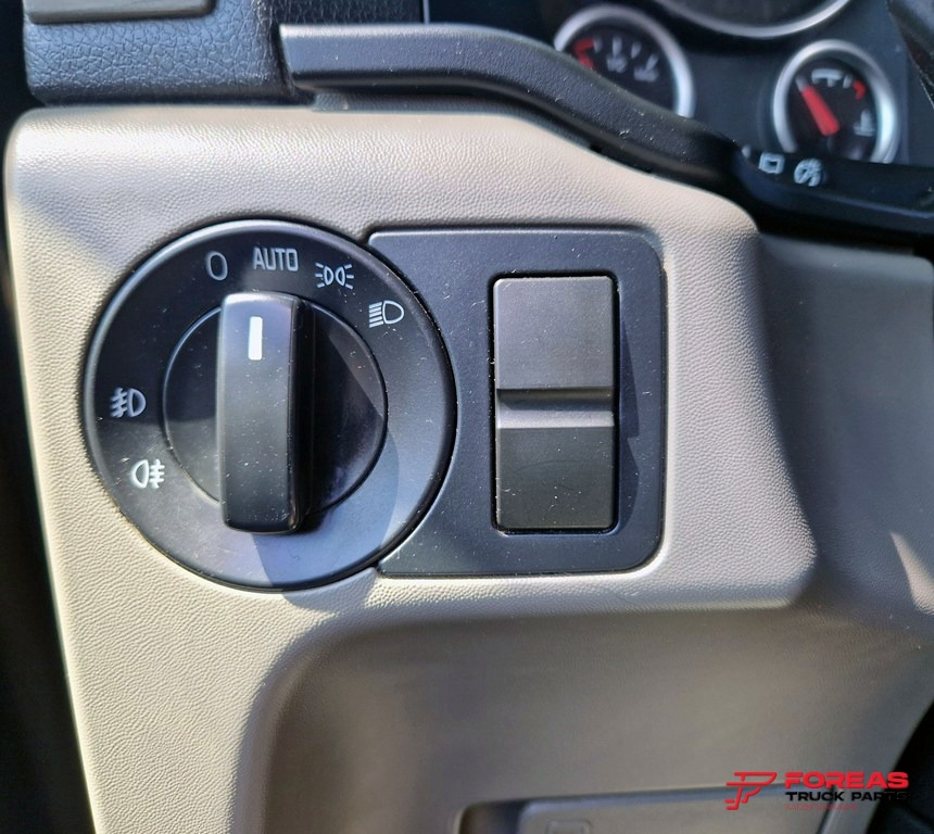 Tractor unit MAN TGX 26.500 6X2 EURO 6C – FOR SPARE PARTS: picture 31 Tractor unit MAN TGX 26.500 6X2 EURO 6C – FOR SPARE PARTS: picture 31