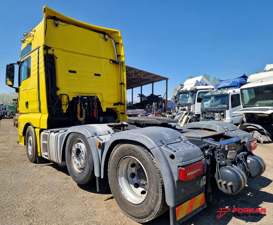 Tractor unit MAN TGX 26.500 6X2 EURO 6C – FOR SPARE PARTS: picture 11 Tractor unit MAN TGX 26.500 6X2 EURO 6C – FOR SPARE PARTS: picture 11