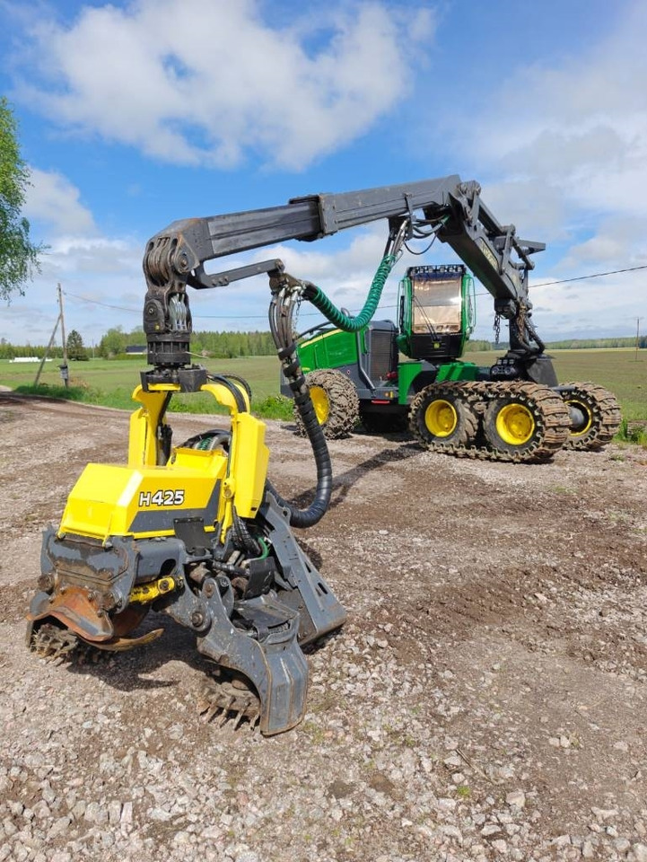 Forestry harvester John Deere 1270 G: picture 10 Forestry harvester John Deere 1270 G: picture 10