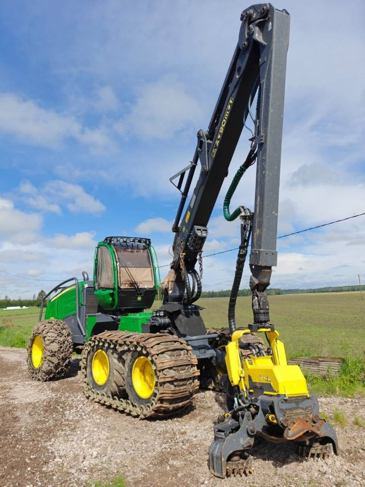 Forestry harvester John Deere 1270 G: picture 8 Forestry harvester John Deere 1270 G: picture 8