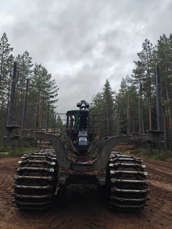 John Deere 1510 G - Forwarder: picture 4 John Deere 1510 G - Forwarder: picture 4