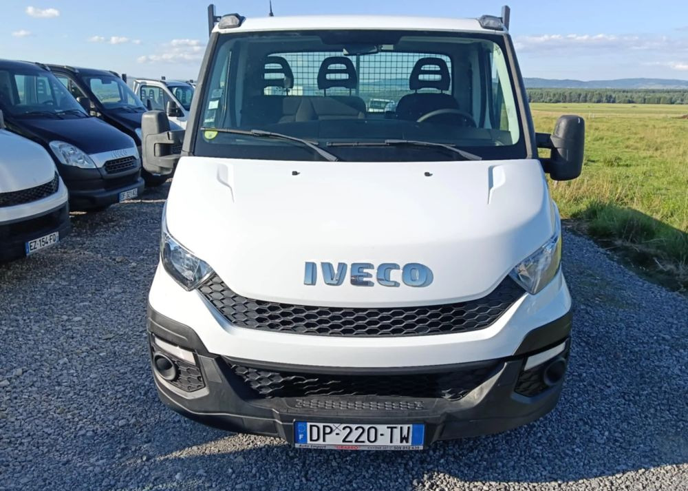 Iveco 35C13, 35C12, 35C14, 35C15 - Tipper van: picture 3 Iveco 35C13, 35C12, 35C14, 35C15 - Tipper van: picture 3