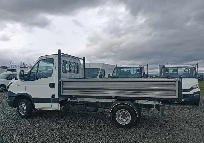 Iveco DAILY 35C13, 35C12, 35C15 - Tipper van: picture 4 Iveco DAILY 35C13, 35C12, 35C15 - Tipper van: picture 4