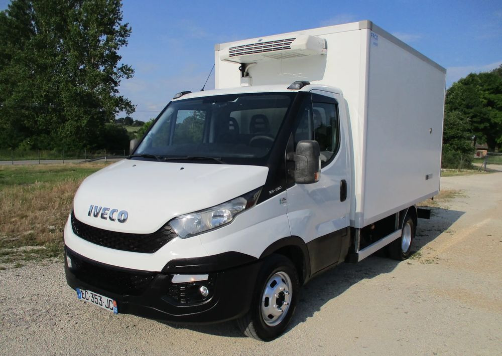 Iveco Daily 35C13 chłodnia Mroźnia na bliźniaku 35-130 Thermo King agregat - Refrigerated delivery van: picture 1 Iveco Daily 35C13 chłodnia Mroźnia na bliźniaku 35-130 Thermo King agregat - Refrigerated delivery van: picture 1