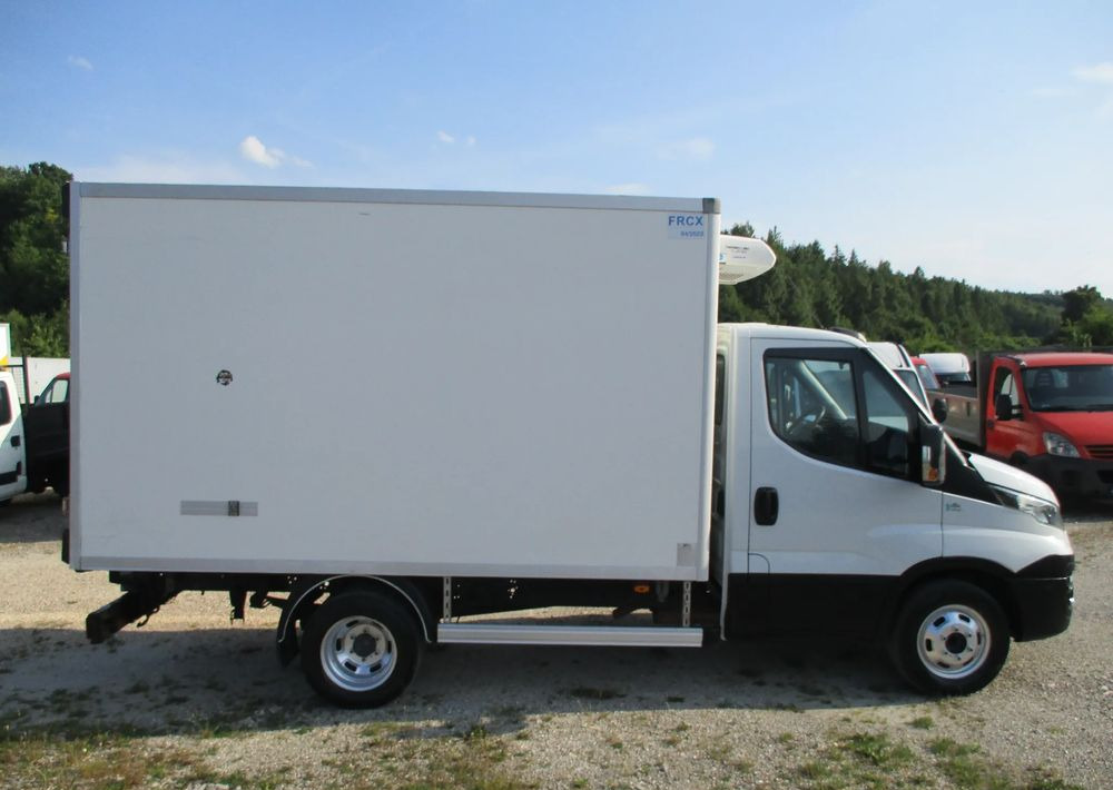 Iveco Daily 35C13 chłodnia Mroźnia na bliźniaku 35-130 Thermo King agregat - Refrigerated delivery van: picture 3 Iveco Daily 35C13 chłodnia Mroźnia na bliźniaku 35-130 Thermo King agregat - Refrigerated delivery van: picture 3