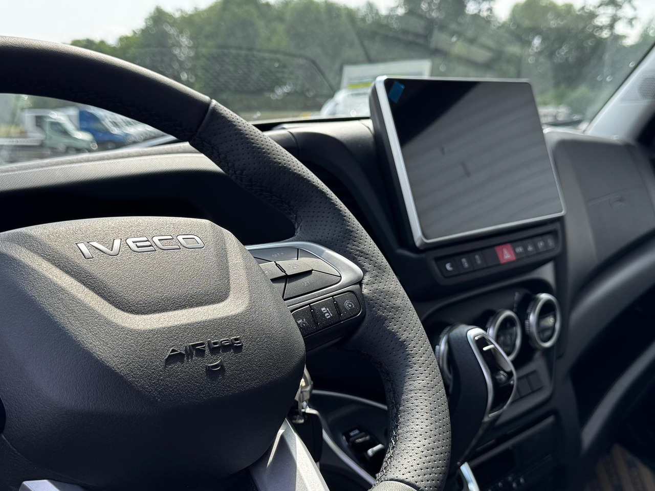 New Tow truck IVECO DAILY 35S21: picture 9 New Tow truck IVECO DAILY 35S21: picture 9