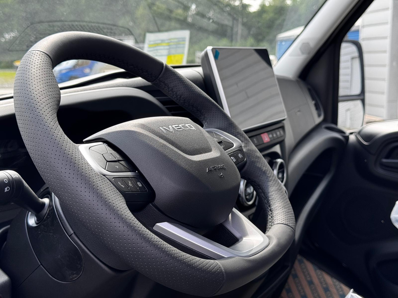 New Tow truck IVECO DAILY 35S21: picture 10 New Tow truck IVECO DAILY 35S21: picture 10