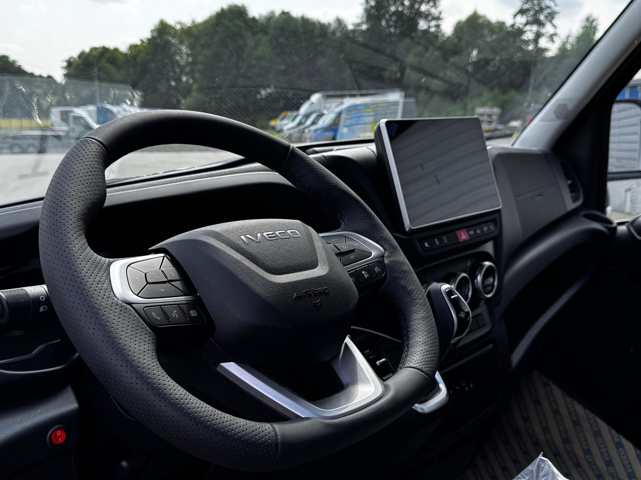 New Tow truck IVECO DAILY 35S21: picture 11 New Tow truck IVECO DAILY 35S21: picture 11