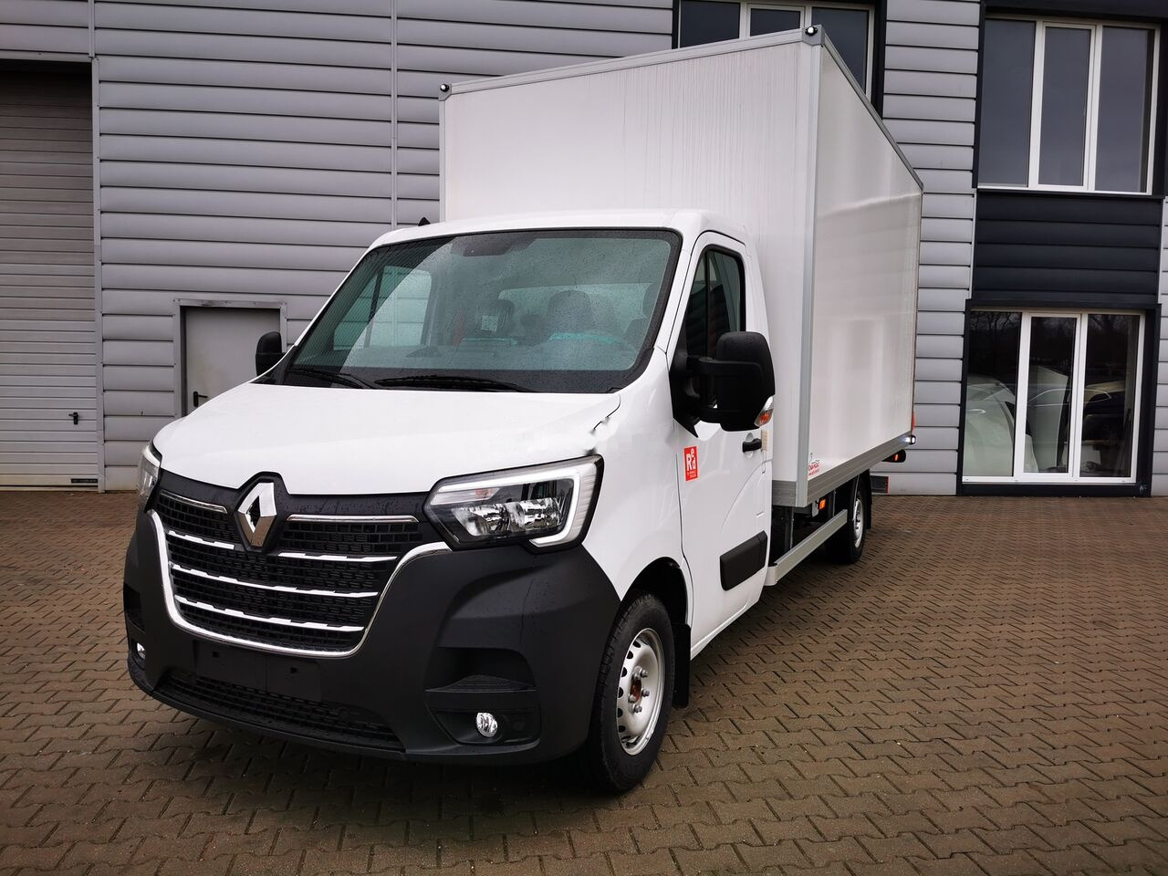 Renault Master L3 - Closed box van, Electric van: picture 1 Renault Master L3 - Closed box van, Electric van: picture 1
