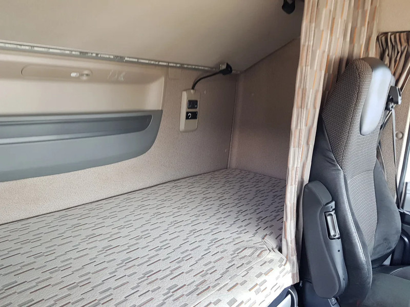 Tractor unit DAF XF 440 ADR AT FL EXII OX: picture 11