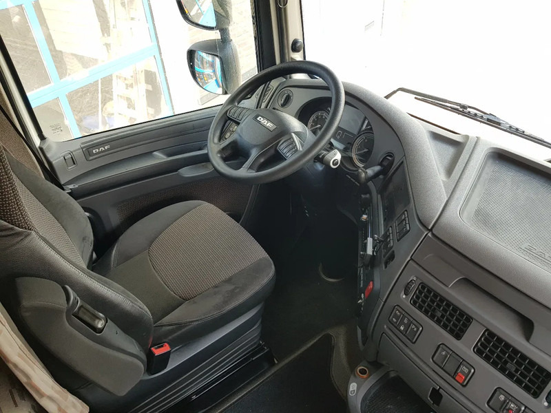 Tractor unit DAF XF 440 ADR AT FL EXII OX: picture 9